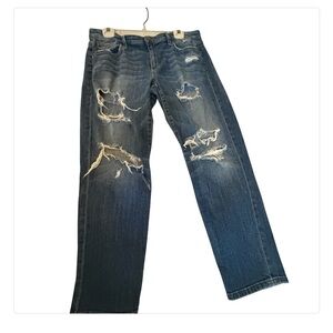 Rock & Republic size 10 blue high rise distressed jeans cropped at ankle